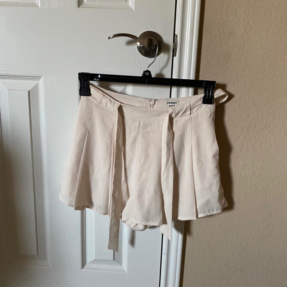 Aritzia Wesley short - Picture 2 of 2